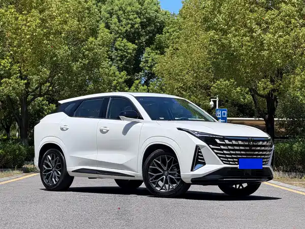 Changan UNI-Z 2024