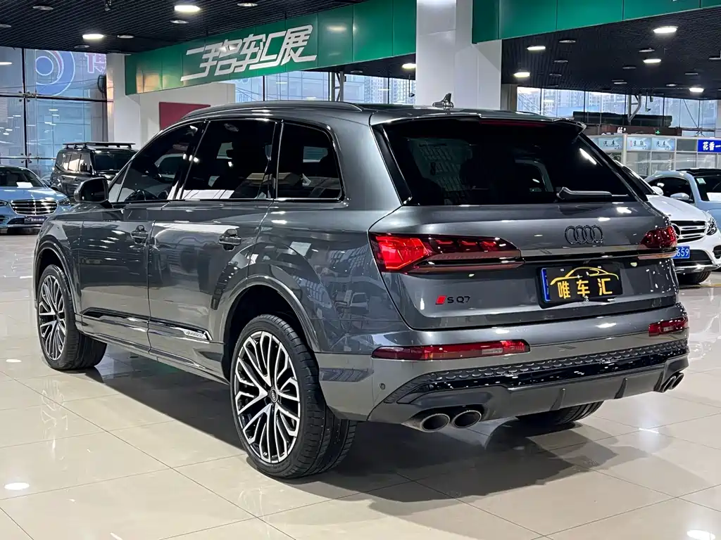 Audi SQ7 2024 — фото 6