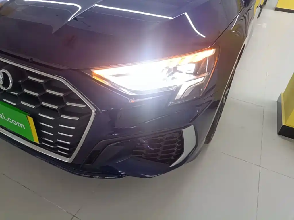 Audi A3 2022 — фото 24