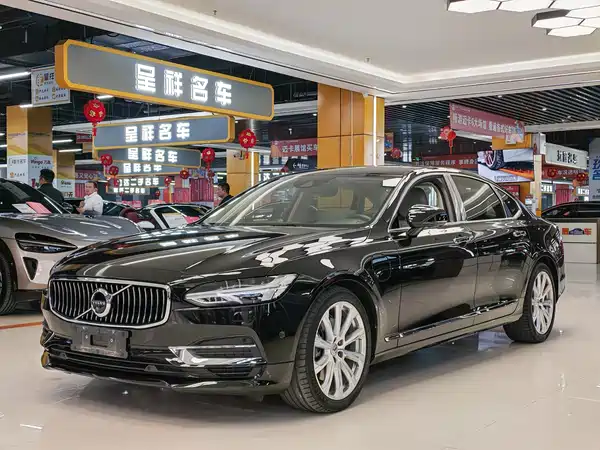 Volvo S90 Plug-In Hybrid 2019
