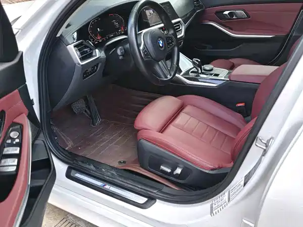 BMW 3 Series 2021