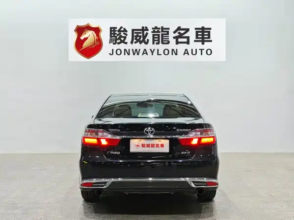 Toyota Camry 2017
