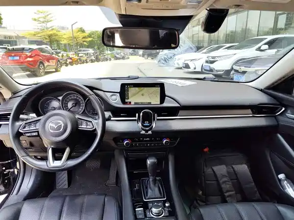 Mazda Atenza 2020