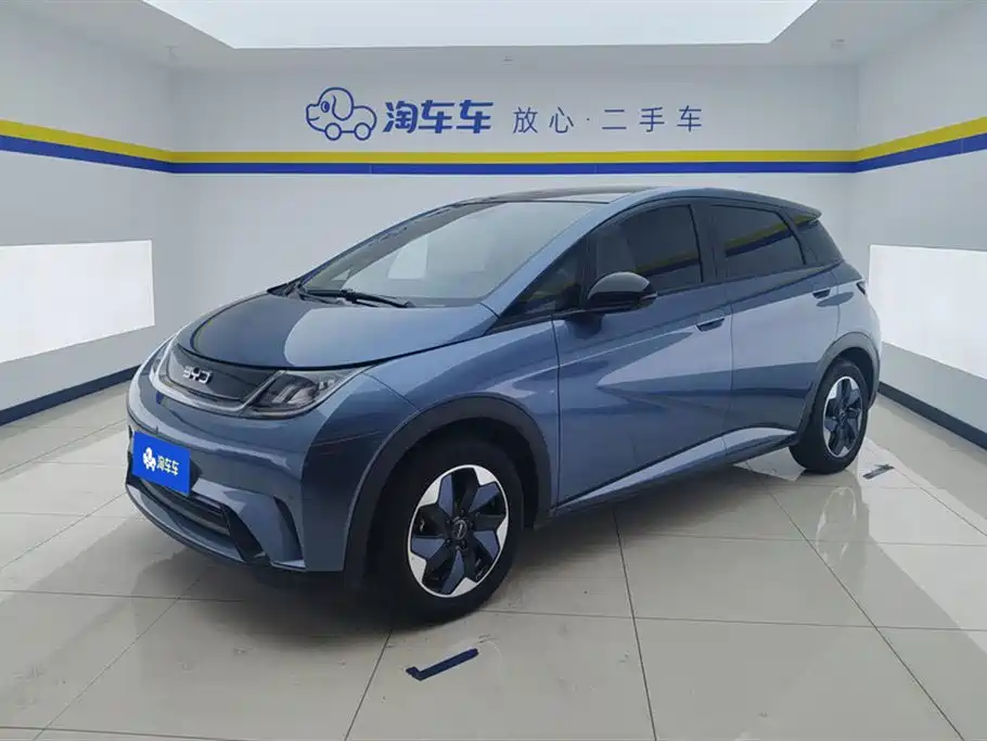 BYD Dolphin 2025 — фото 1