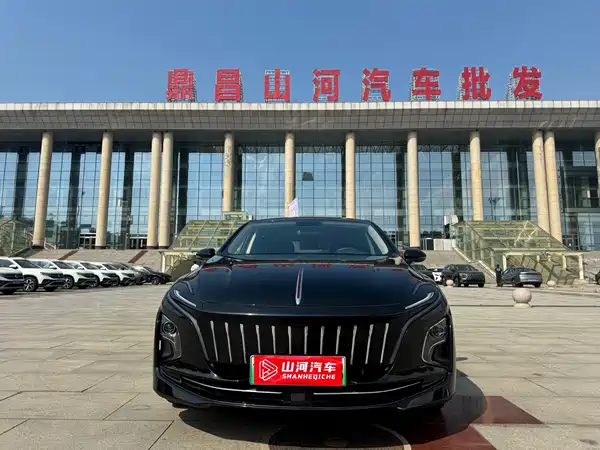 Hongqi E-QM5 2022