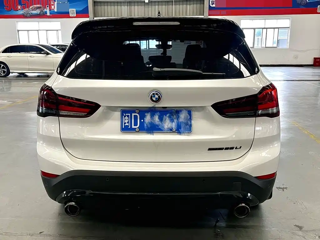 BMW X1 2023 — фото 4