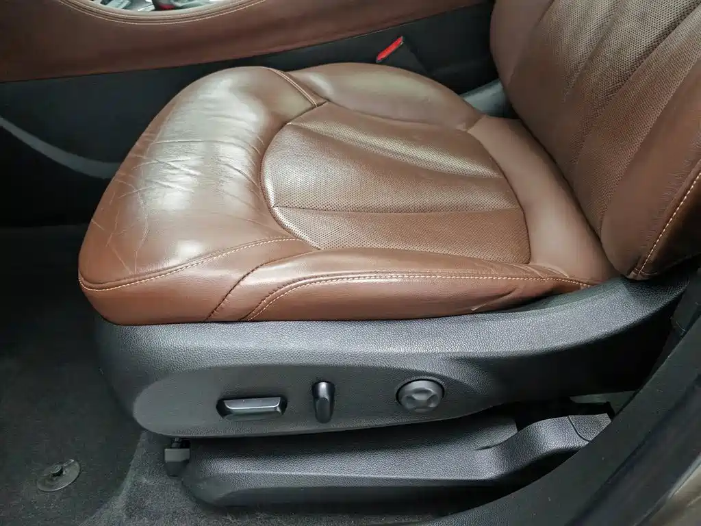 Buick Envision Plus 2019 — фото 20