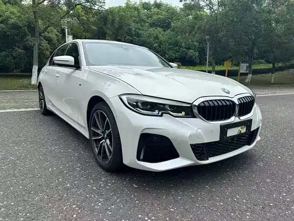 BMW 3 Series 2022