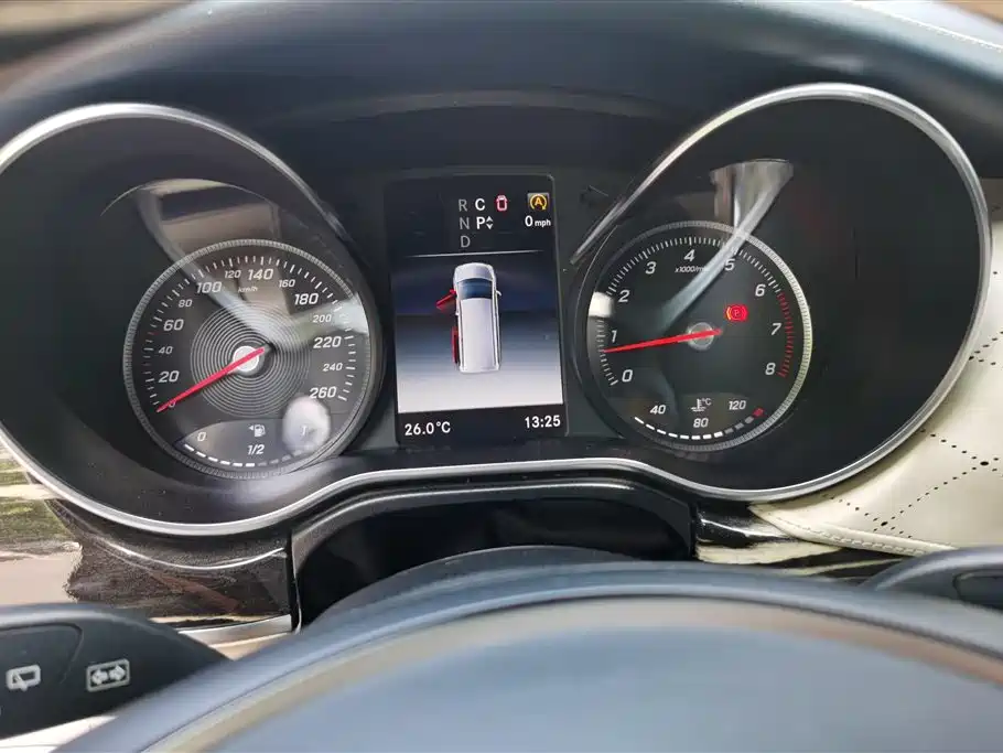 Mercedes-Benz V-Class 2019 — фото 14