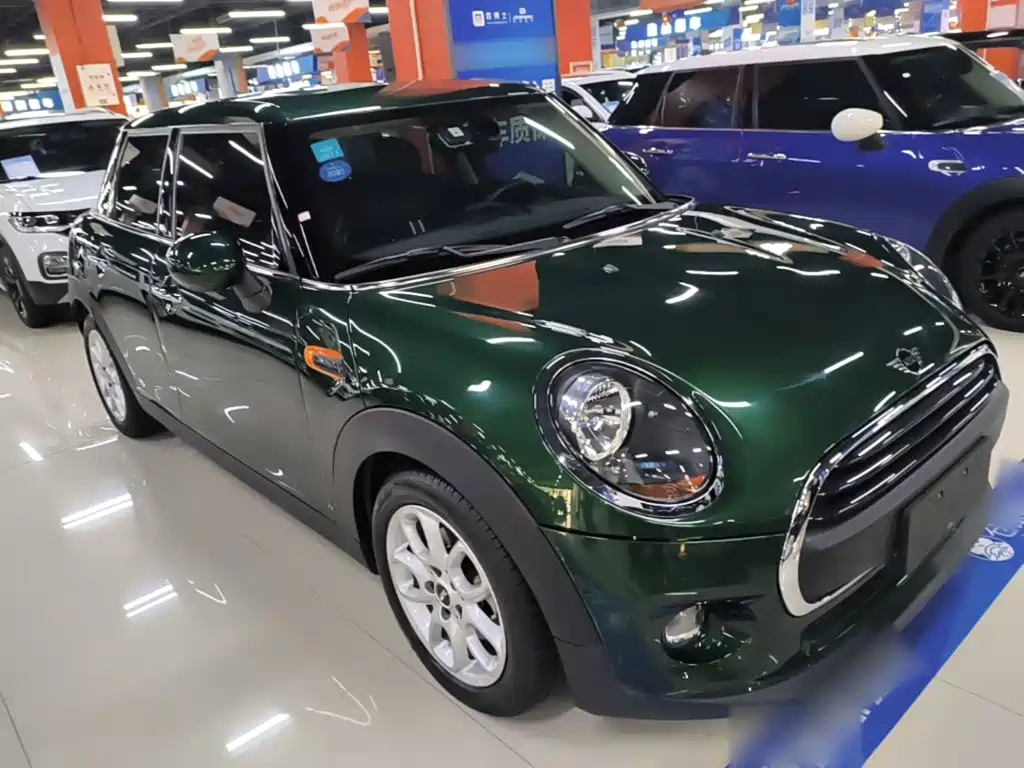 MINI MINI 2019