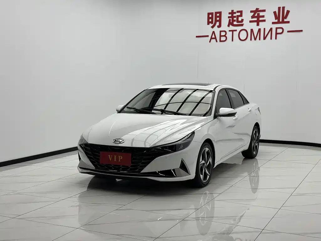 Hyundai Elantra 2023