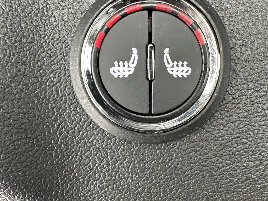 Hyundai Elantra 2023 — фото 14