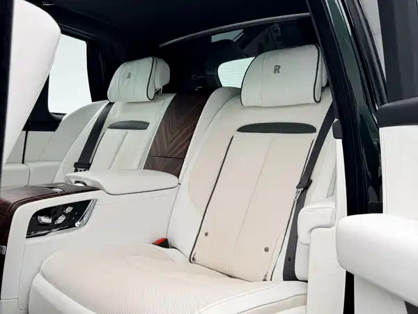 Rolls-Royce Cullinan 2021