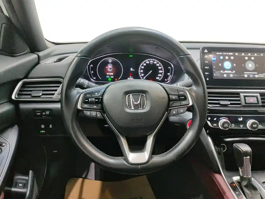 Honda Inspire 2022 — фото 15
