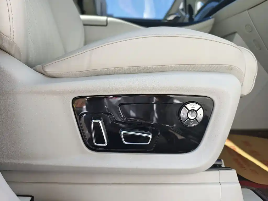 Dongfeng Forthing Xinghai V9 2024 — фото 10