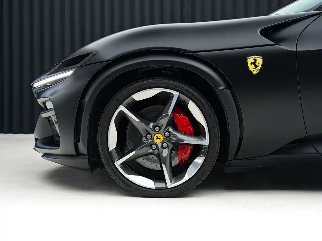 Ferrari Purosangue 2025 — фото 11
