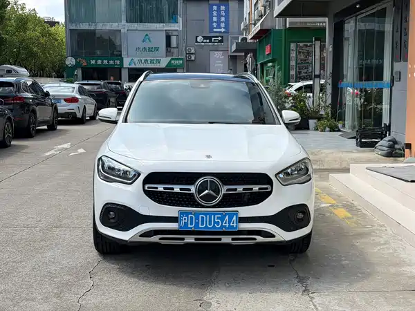 Mercedes-Benz GLA 2022