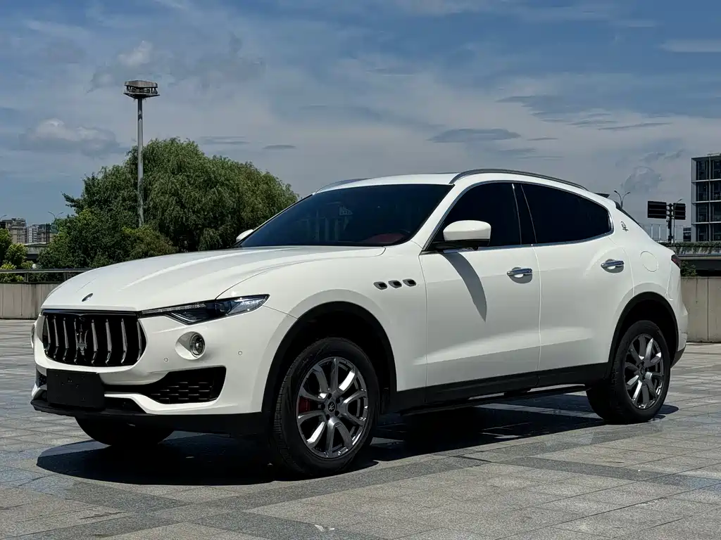 Maserati Levante 2021