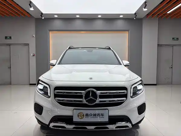 Mercedes-Benz GLB 2021