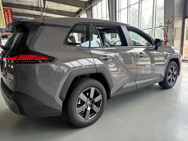 Toyota RAV4 2026