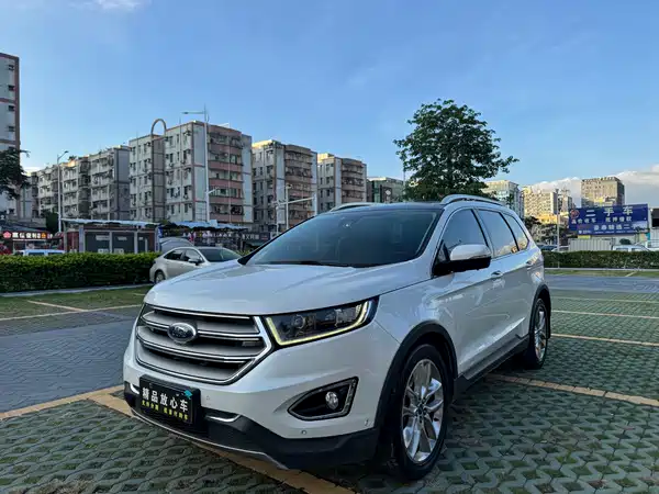 Ford Edge 2015