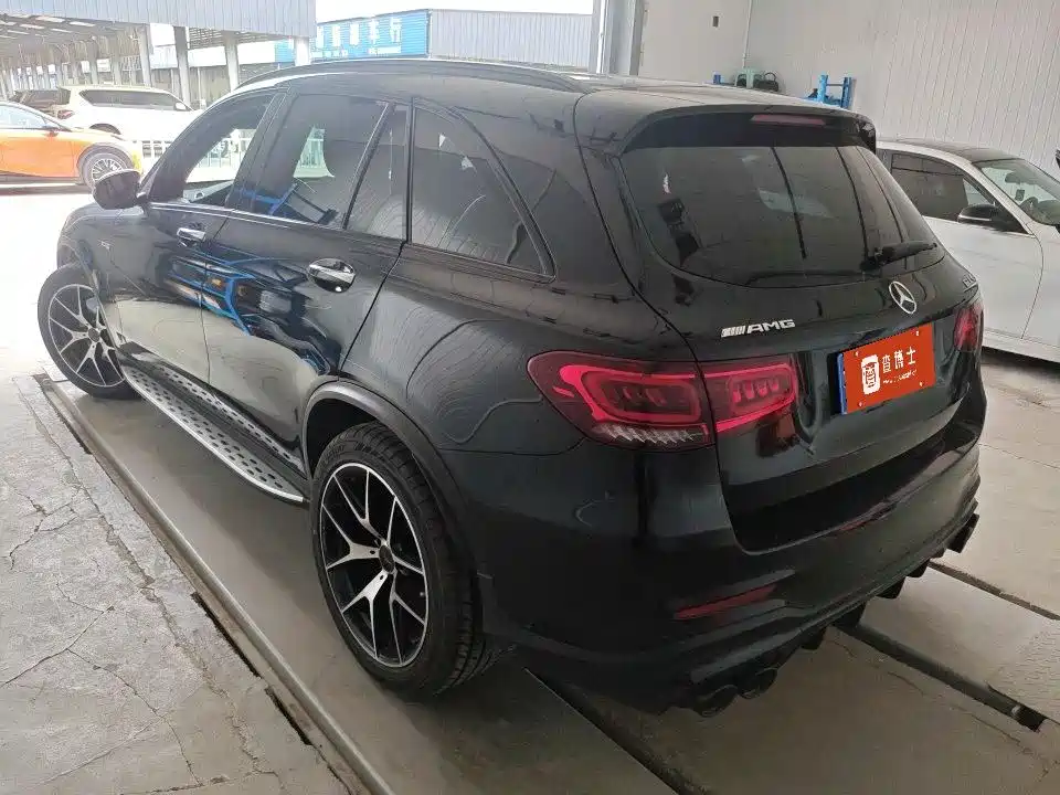 Mercedes-Benz GLC AMG 2021 — фото 2
