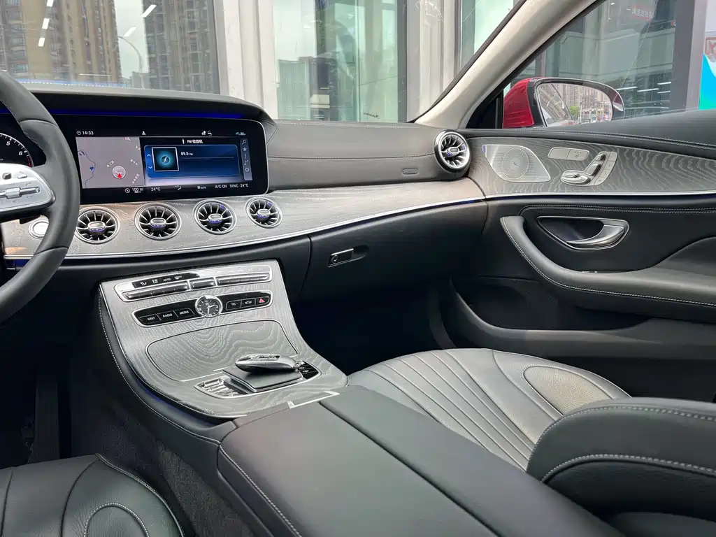 Mercedes-Benz CLS 2019 — фото 25