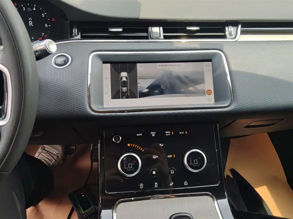 Land Rover Evoque 2022 — фото 13