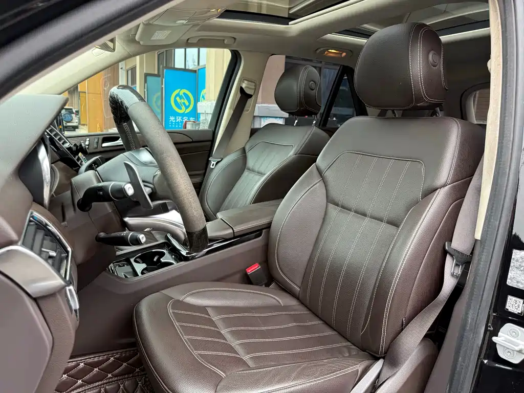 Mercedes-Benz GLE 2017 — фото 11