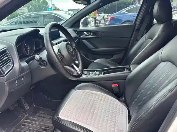 Mazda CX-4 2021