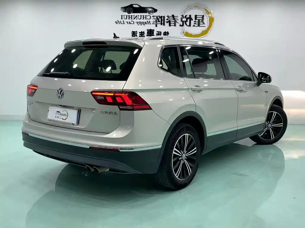 Volkswagen Tiguan L 2020 — фото 9