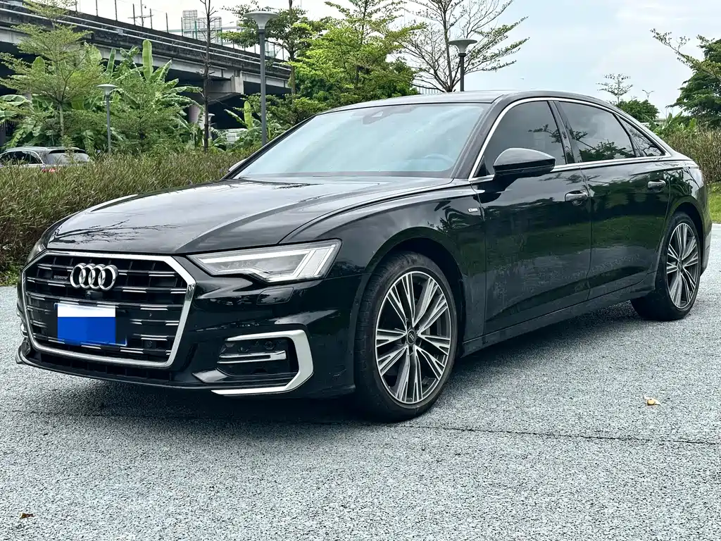 Audi A6L 2024 — фото 1