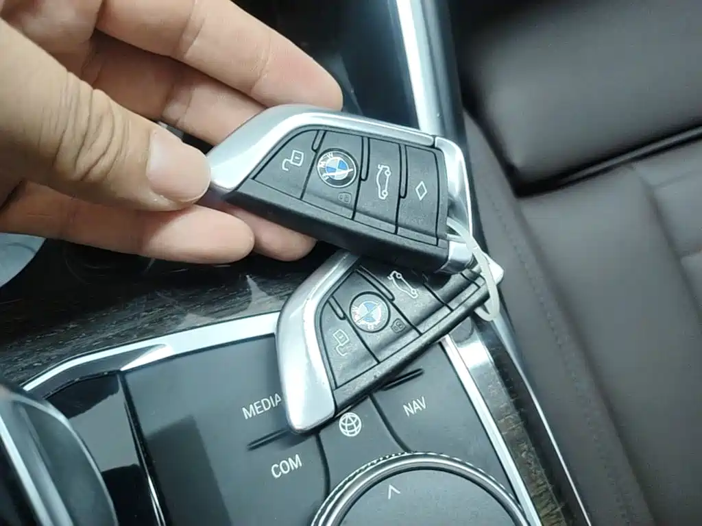 BMW 3 Series 2020 — фото 17