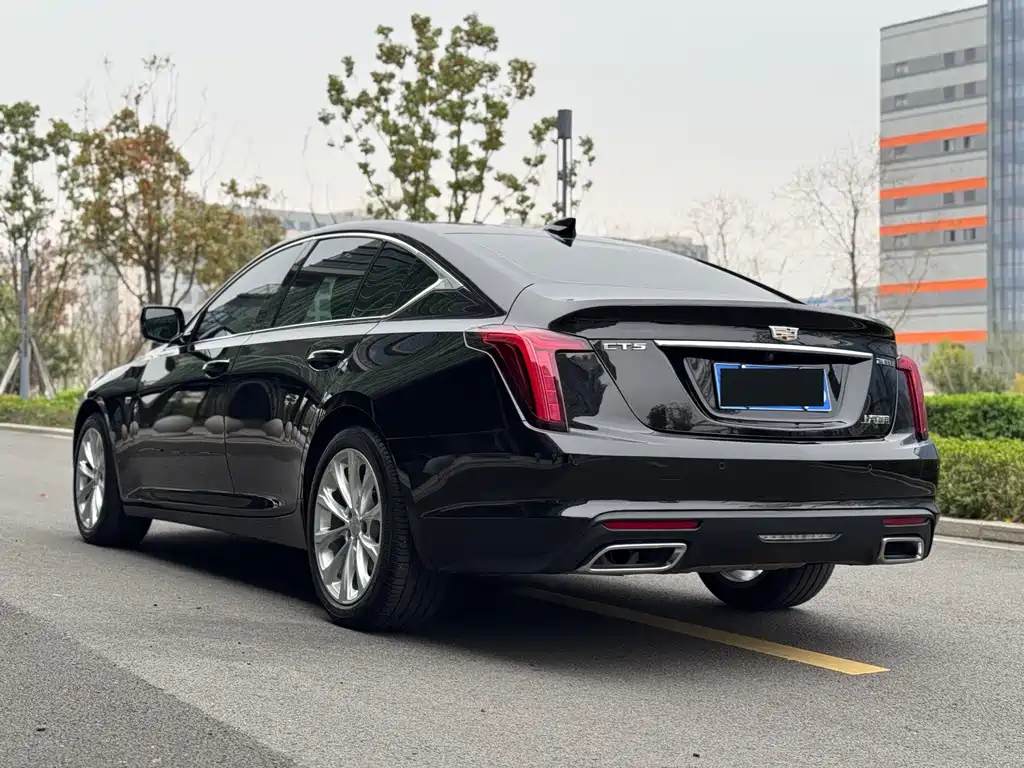Cadillac CT5 2023 — фото 12