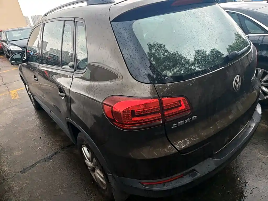 Volkswagen Tiguan 2015 — фото 5