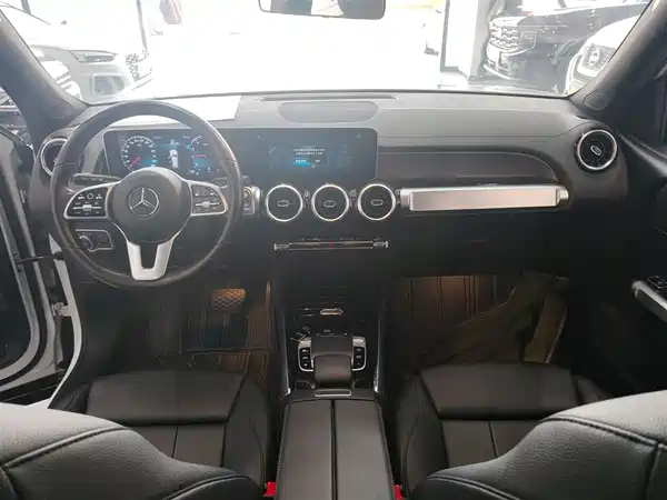 Mercedes-Benz GLB 2020