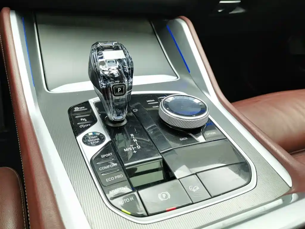 BMW X6 2021 — фото 13