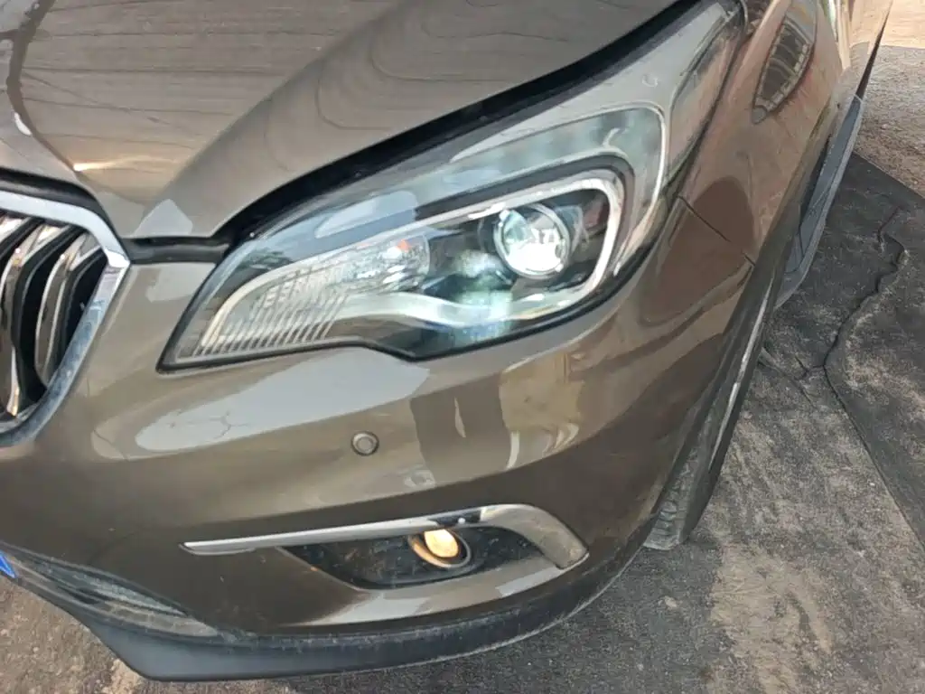 Buick Envision Plus 2017 — фото 24