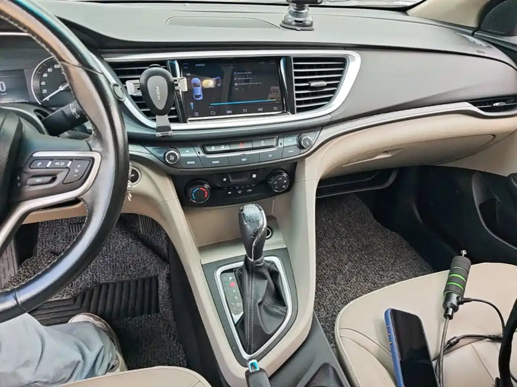 Buick Excelle 2019 — фото 13