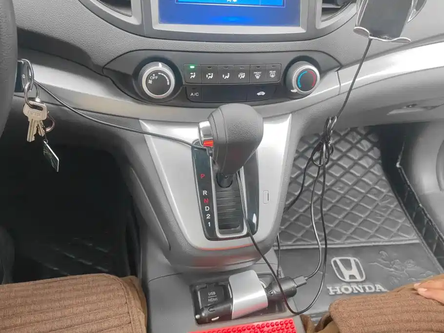 Honda CR-V 2015 — фото 16