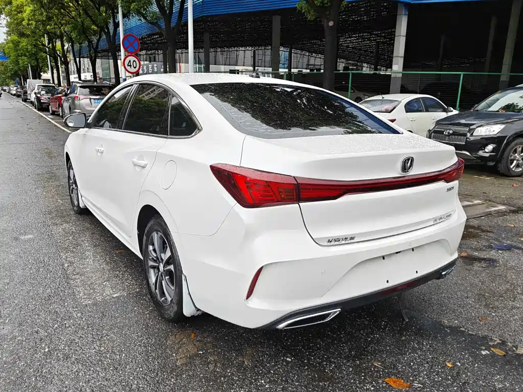Changan Escape 2022 — фото 15