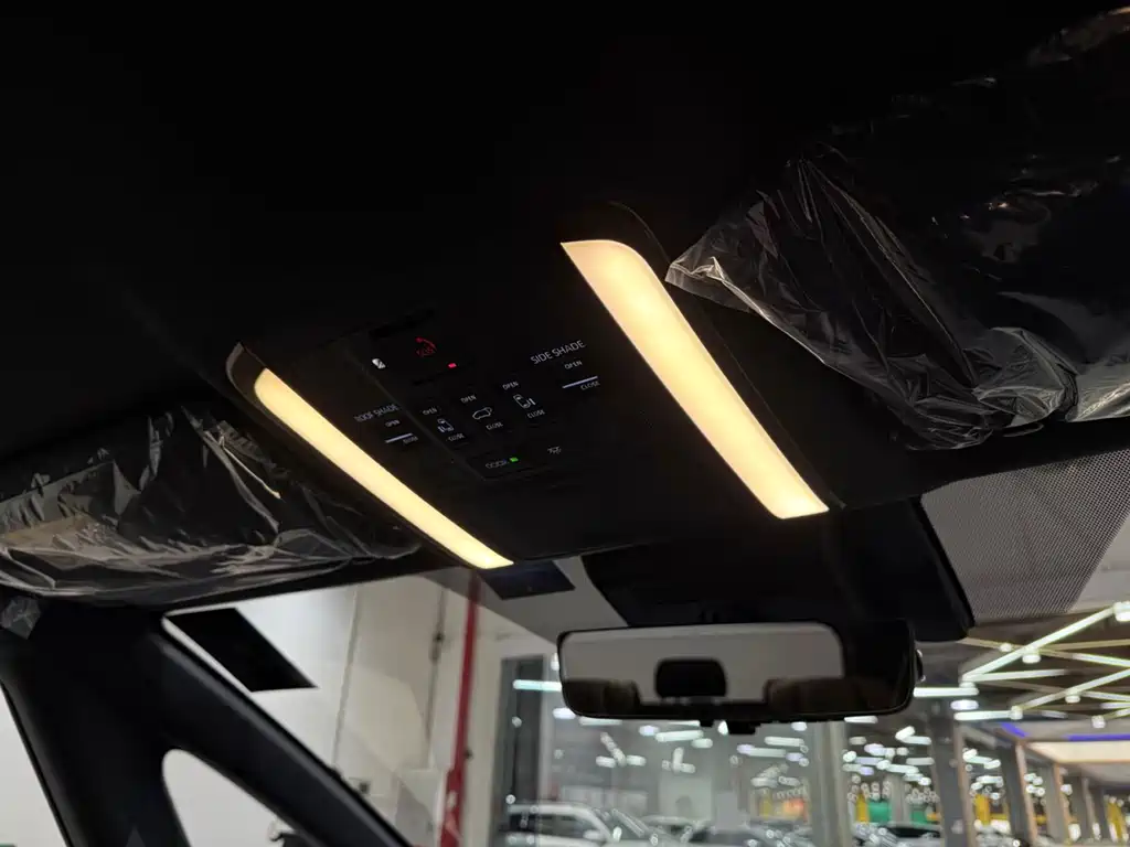 Toyota Alphard 2025 — фото 16