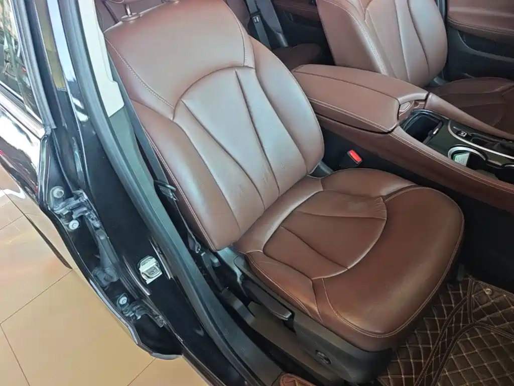 Buick Envision Plus 2019 — фото 20