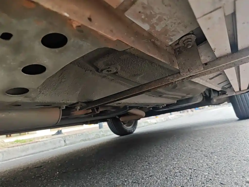Ford Ecosport 2015 — фото 20