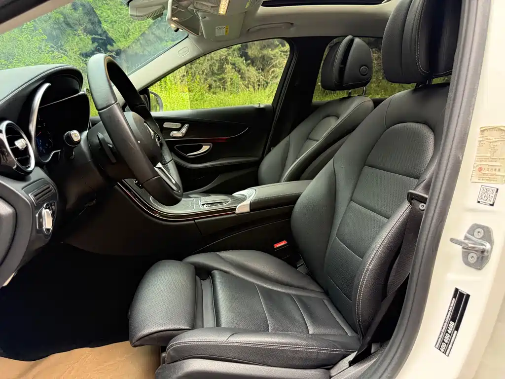 Mercedes-Benz C-Class 2019 — фото 15