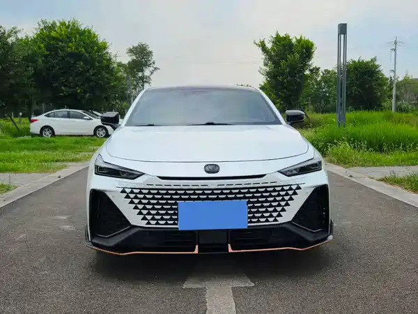 Changan UNI-V 2024