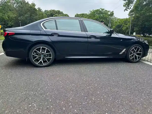 BMW 5 Series 2022