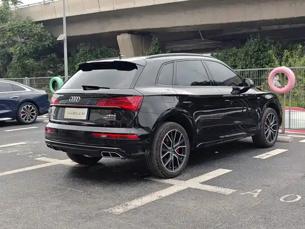 Audi Q5L 2024