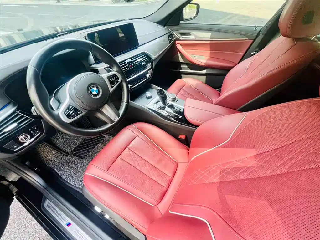 BMW 5 Series 2020 — фото 14