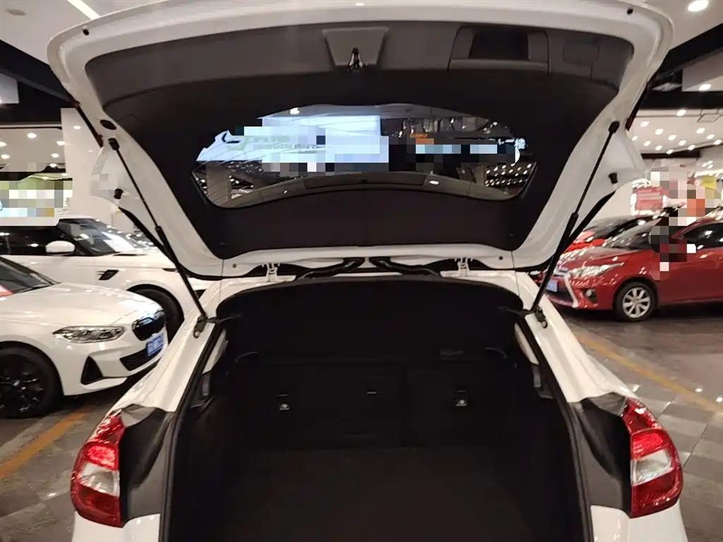 Mercedes-Benz GLA 2015 — фото 19